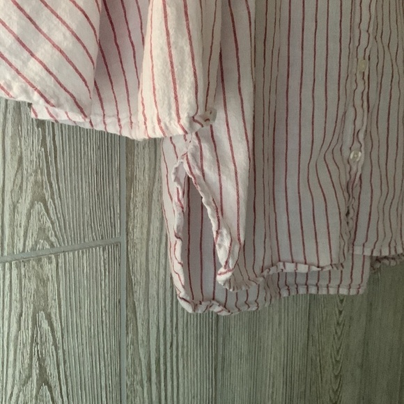 Chaps Linen Blend Bell Sleeve Red and White Pin Stripe Button Down Blouse M - Picture 6 of 9